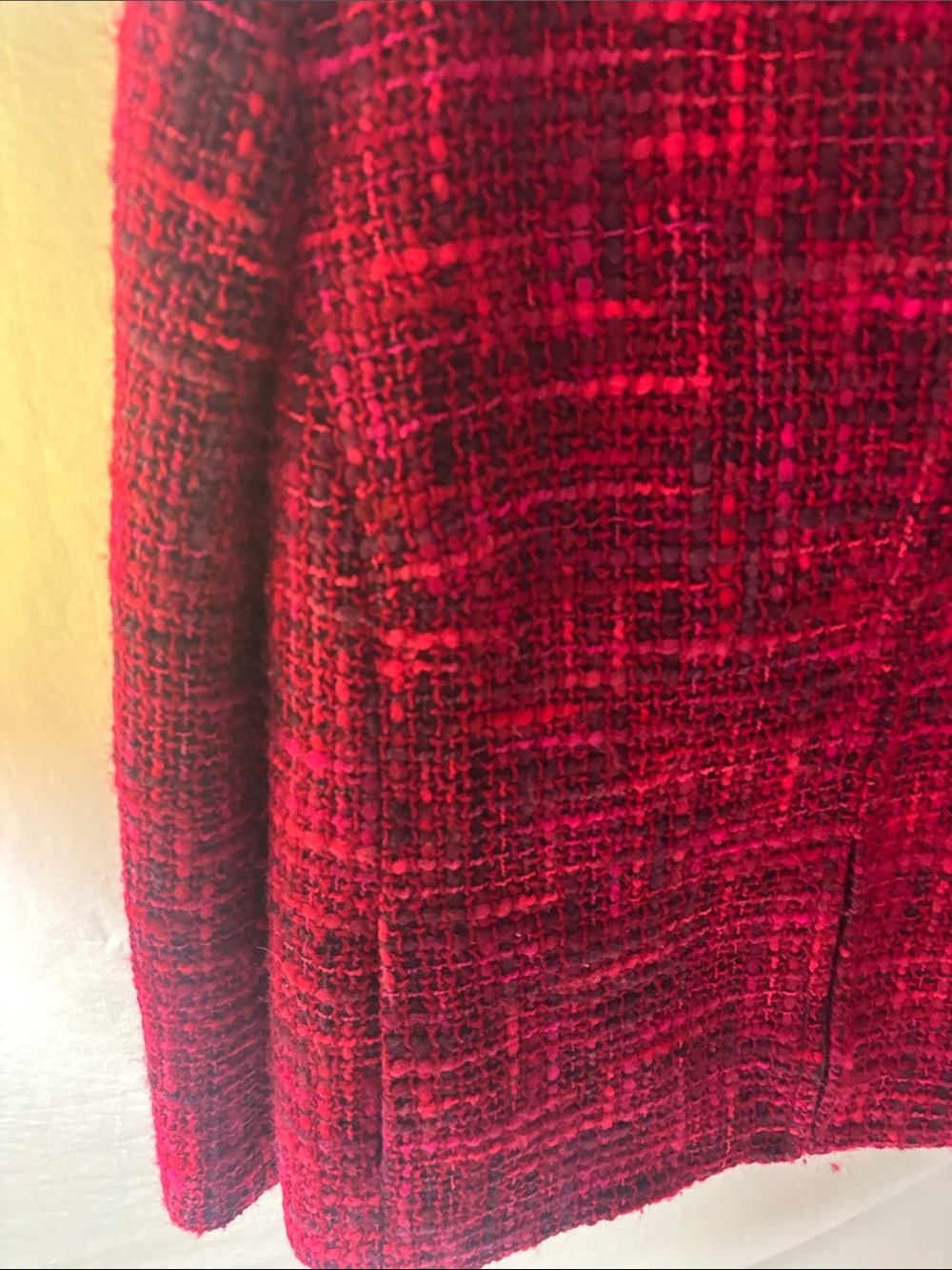 Jones New York Red & Burgundy Tweed Zip-Front Women's Jacket Vintage 1990s. - Picture 3 of 8